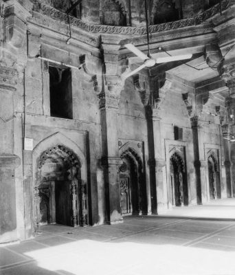 Prayer hall and qibla reusing Hindu temple ruins at Atala Masjid,
Jaunpur, Jaunpur, Uttar Pradesh, India, 1408 CE, Stone, rubble, red sandstone, Center for Art and Archaeology, Accession No.: 97846