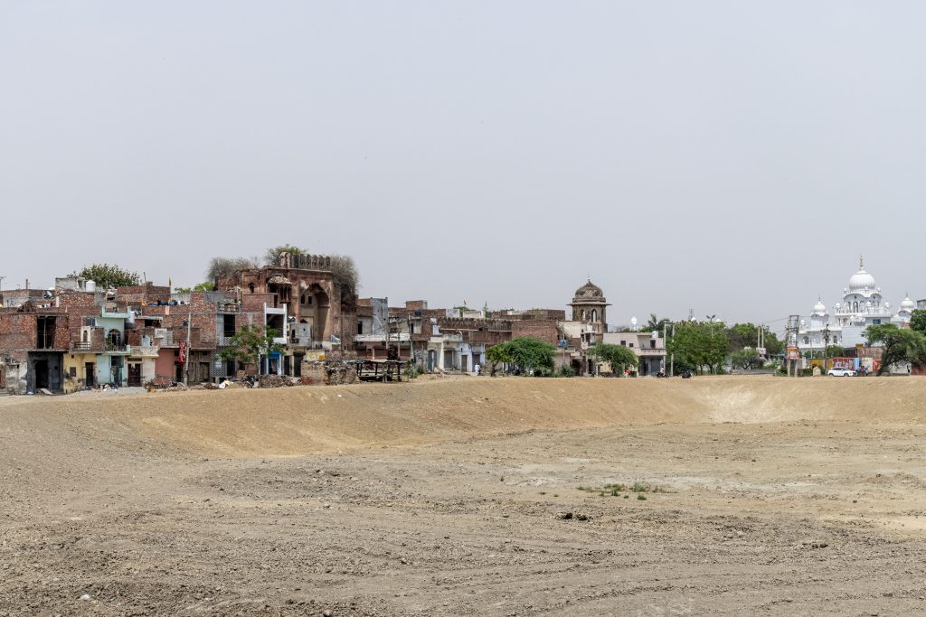 Ruins of Tank at Sarai Taraori, Karnal, Haryana, India,
2024, Center for Art and Archaeology, All_1144