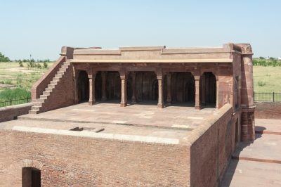 Ruins of Mosque at Sheik Chilli’s Tomb Complex, 
Thanesar, Kurukshetra, Haryana, 1650 CE, Mortar, Red Sandstone, Center for Art and Archaeology, CAA_0373