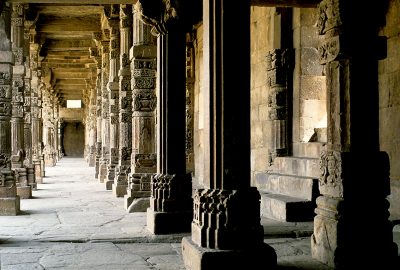 Columnade with Hindu design elements at Quwwat ul-Islam Mosque, 1229-1236 C.E., Qutb Minar Complex, India, Wikimedia Commons,
https://commons.wikimedia.org/wiki/File:Delhi,_Quwwat_ul-Islam_(2002)_01.jpg